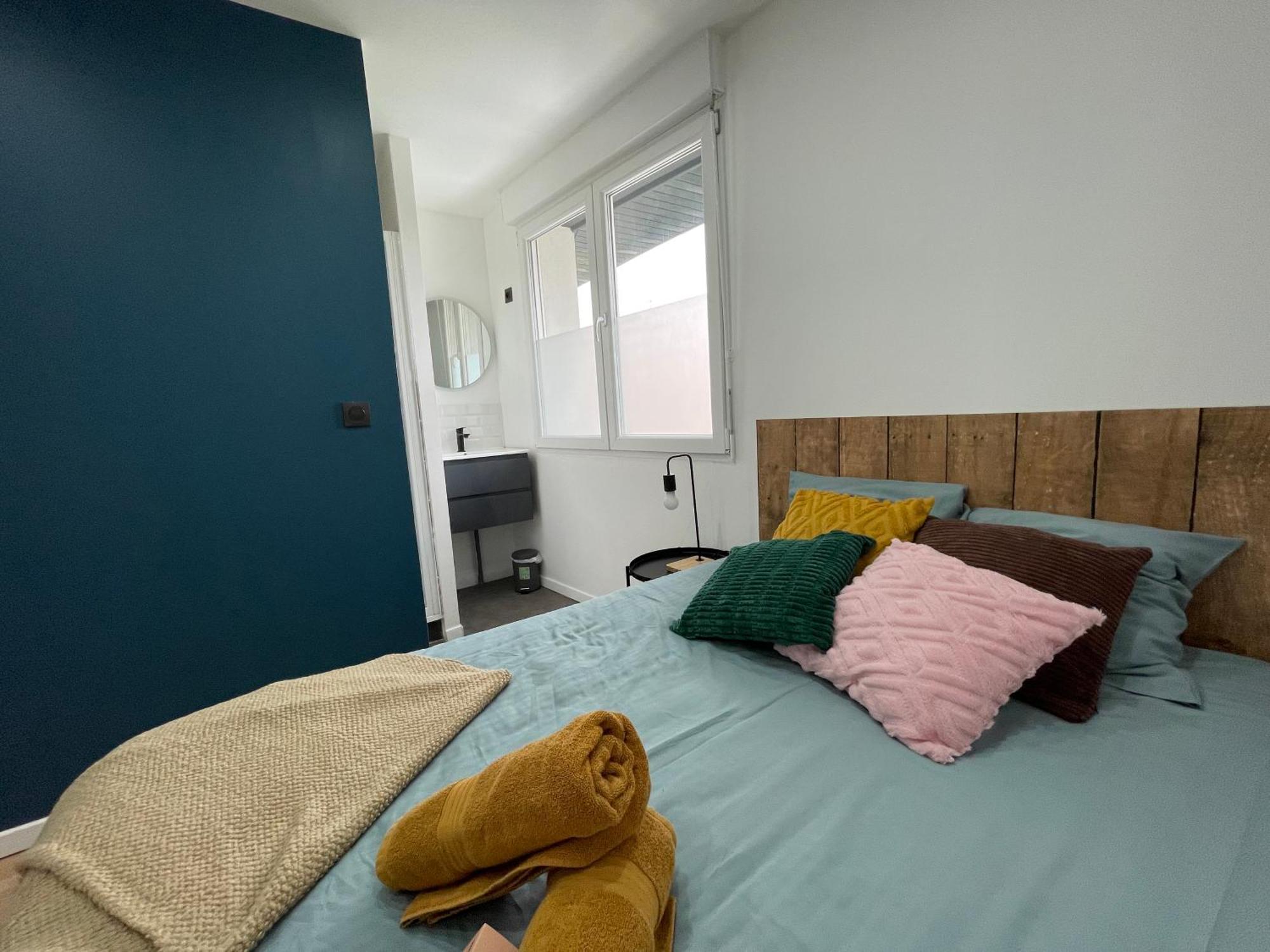 Les 3 Suites - 6 Personnes - 3 Chambres Avec Sdb Privatives ล็องส์ ภายนอก รูปภาพ