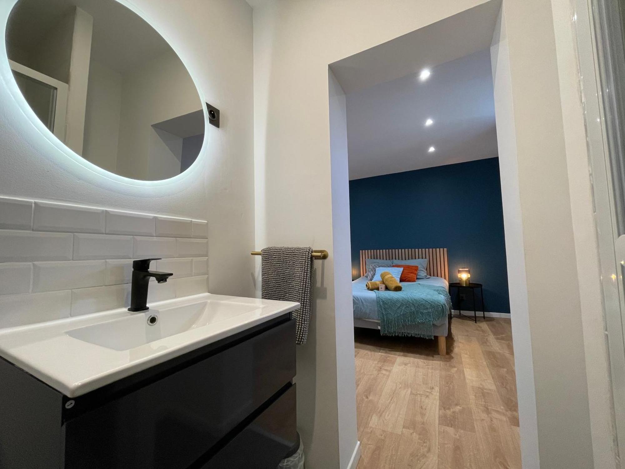 Les 3 Suites - 6 Personnes - 3 Chambres Avec Sdb Privatives ล็องส์ ภายนอก รูปภาพ